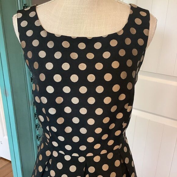 Talbots Holiday Party Dress 🖤💛🥰 - Picture 2 of 8